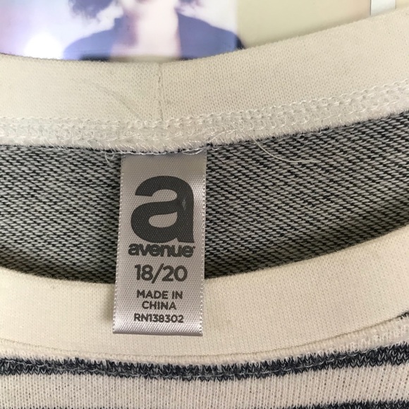 Avenue Striped Terry Cloth Short Sleeve Tee Tunic - Picture 6 of 6